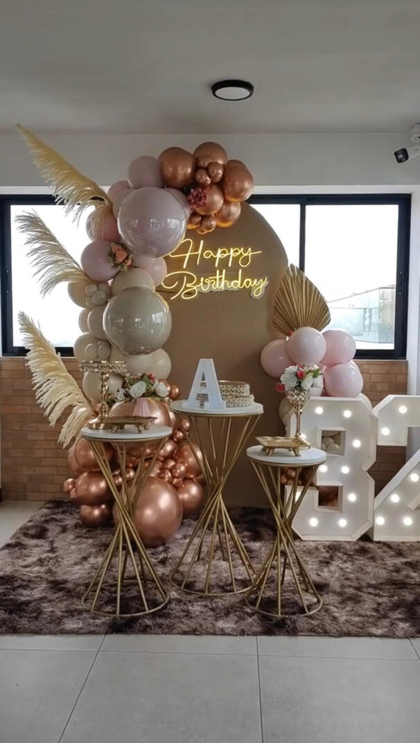 Chloe’s 32nd Birthday Party